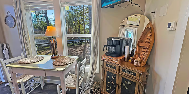 Cottage Between the Lakes at In the Pines