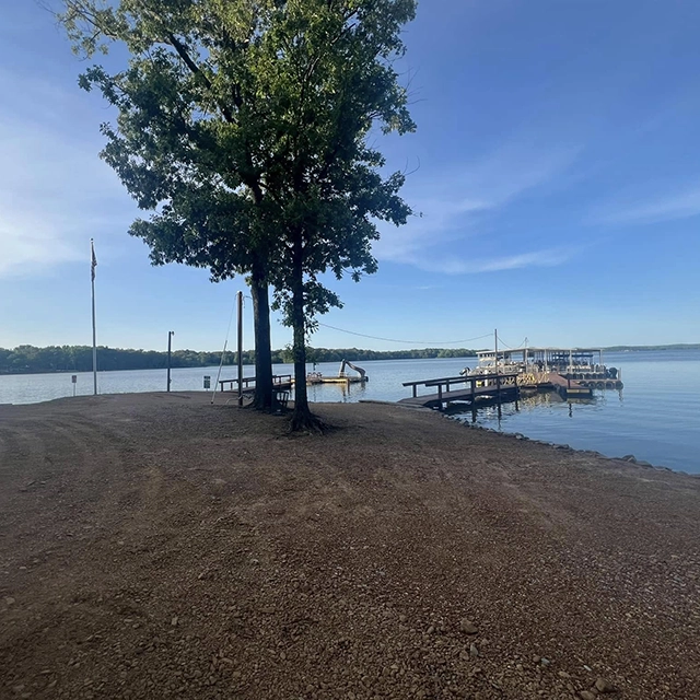 Cozy Cove Waterfront Resort