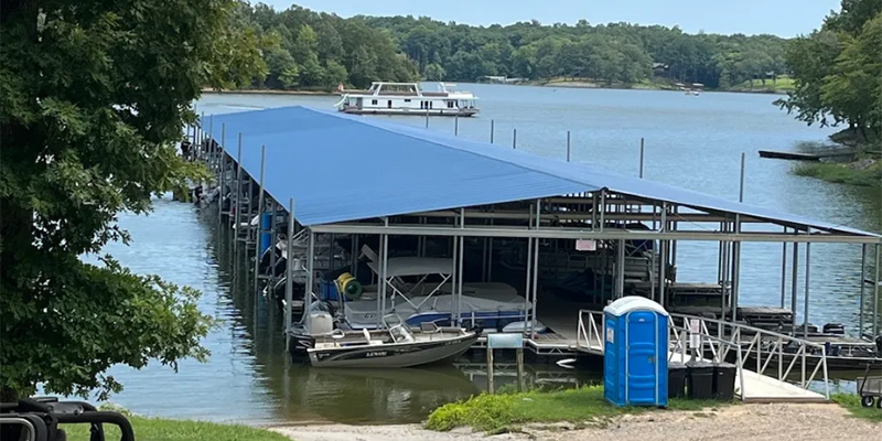 Lakeview Cottages & Marina