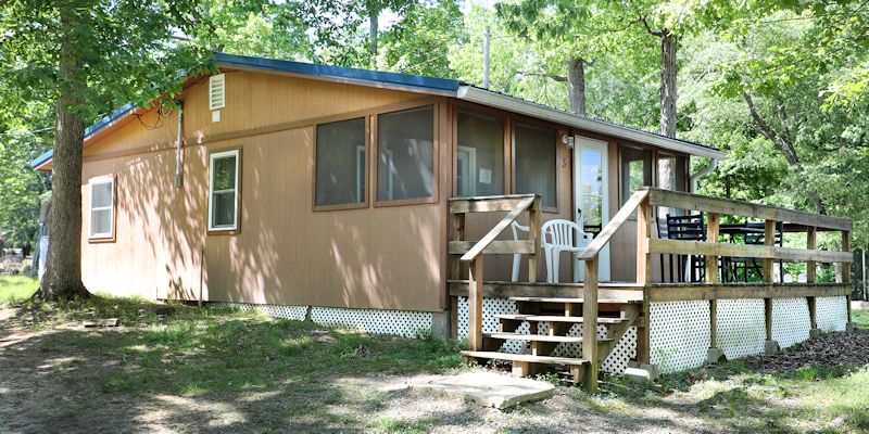 Lakeview Cottages & Marina