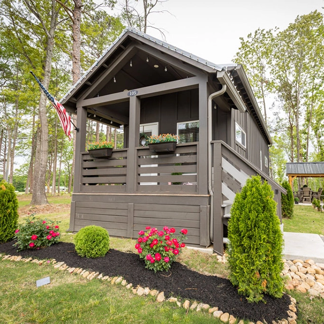 Cottage Between the Lakes at In the Pines