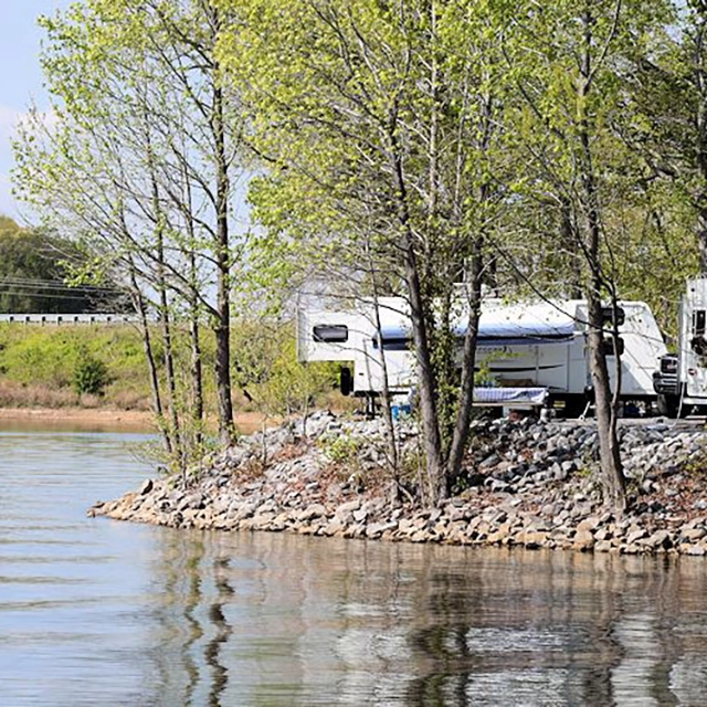 Lakeside Campground & Marina