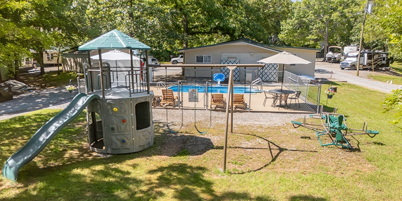 Sunset Harbor Hill Cabins
