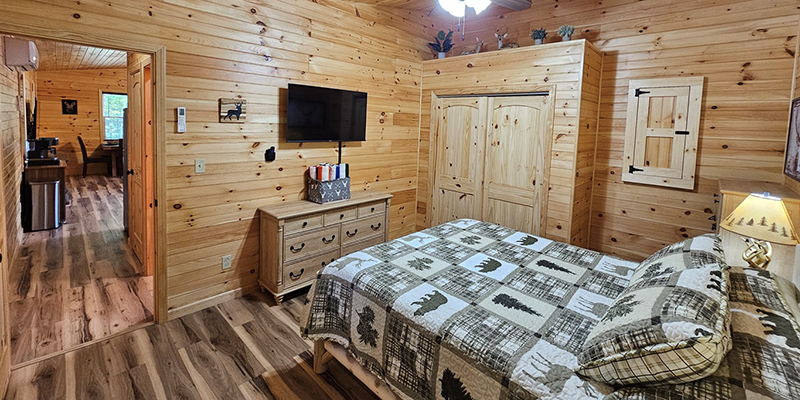 Warners Paradise - The Cozy Antler