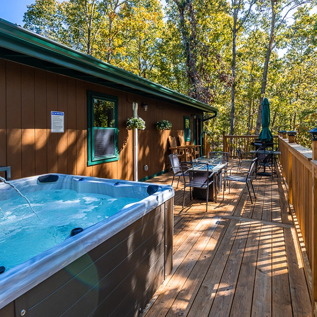 Warner's Paradise - The Cozy Antler