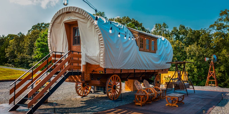 Warners Paradise - Wishing Well Wagon