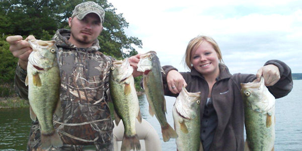Kentucky Lake Fishing Report - Winter fishing on Dale Hollow lake in Kentucky - YouTube / Kids need to get outdoors, it's that simple.