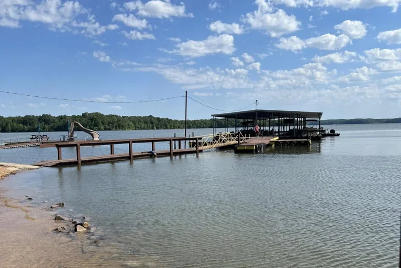 Cozy Cove Waterfront Resort and Marina