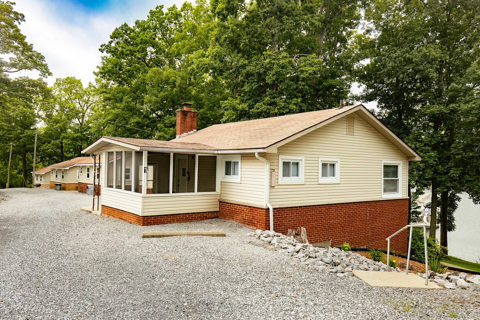 Hickory Hills Resort