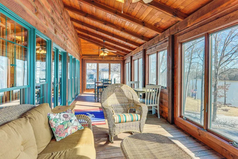 Lakefront Cabin