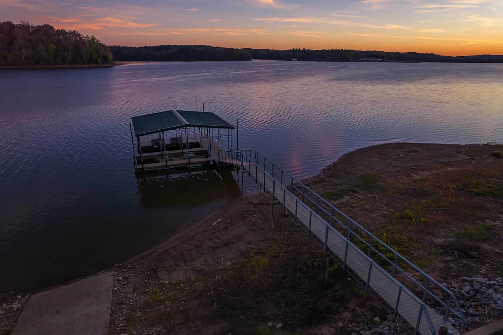 Lakefront Cabin