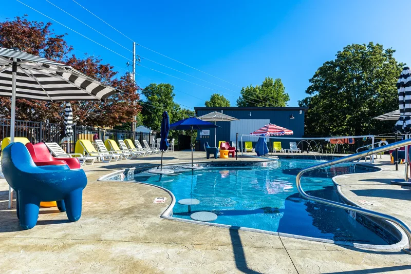 Lakehouse Inn