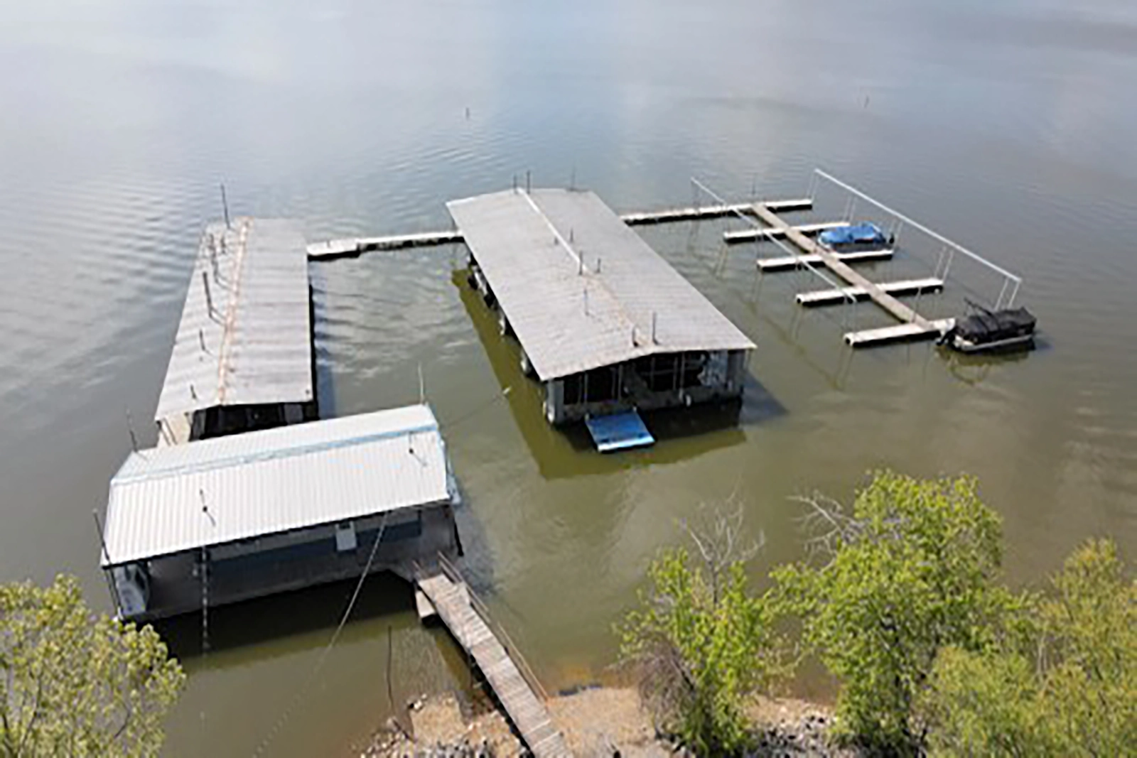 Lakeside Campground and Marina