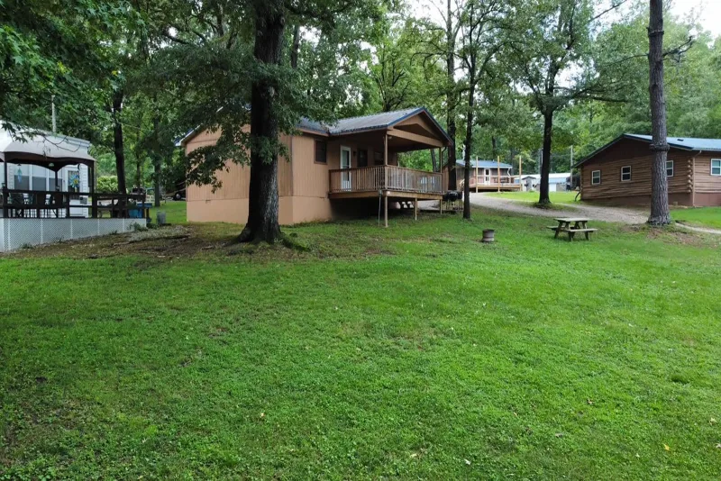 Lakeview Cottages