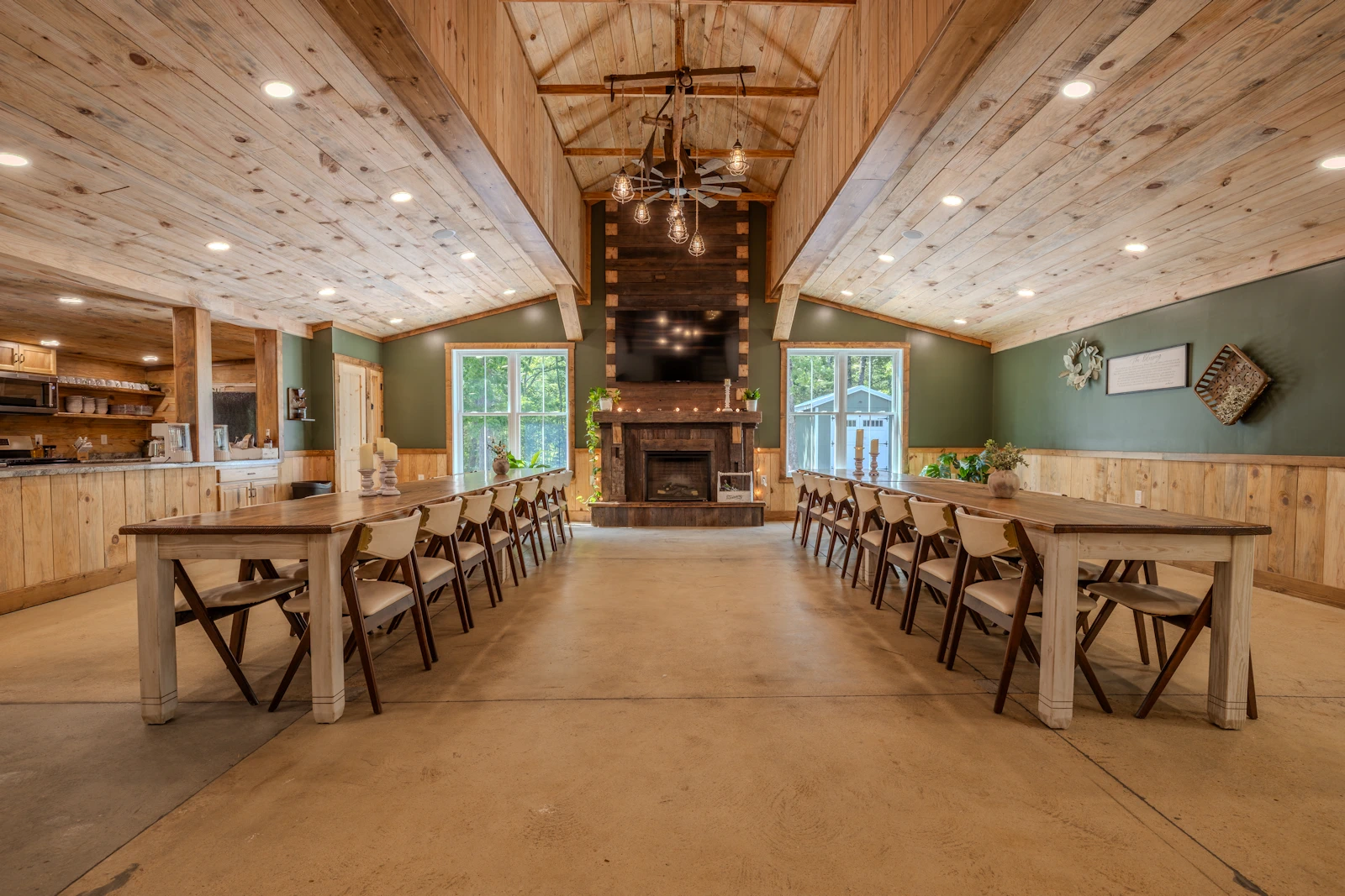 The Barn at Lynnhurst Family Resort and Marina