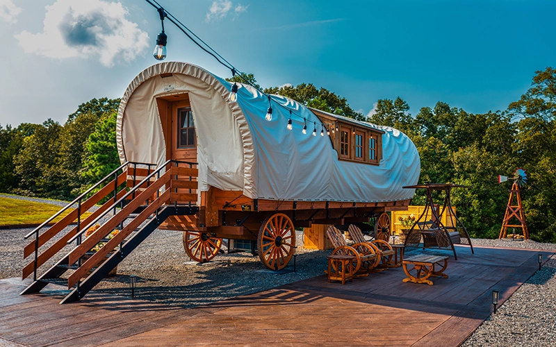 Warner's Paradise: Wishing Well Wagon